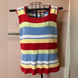 Square neck sleeveless sweater